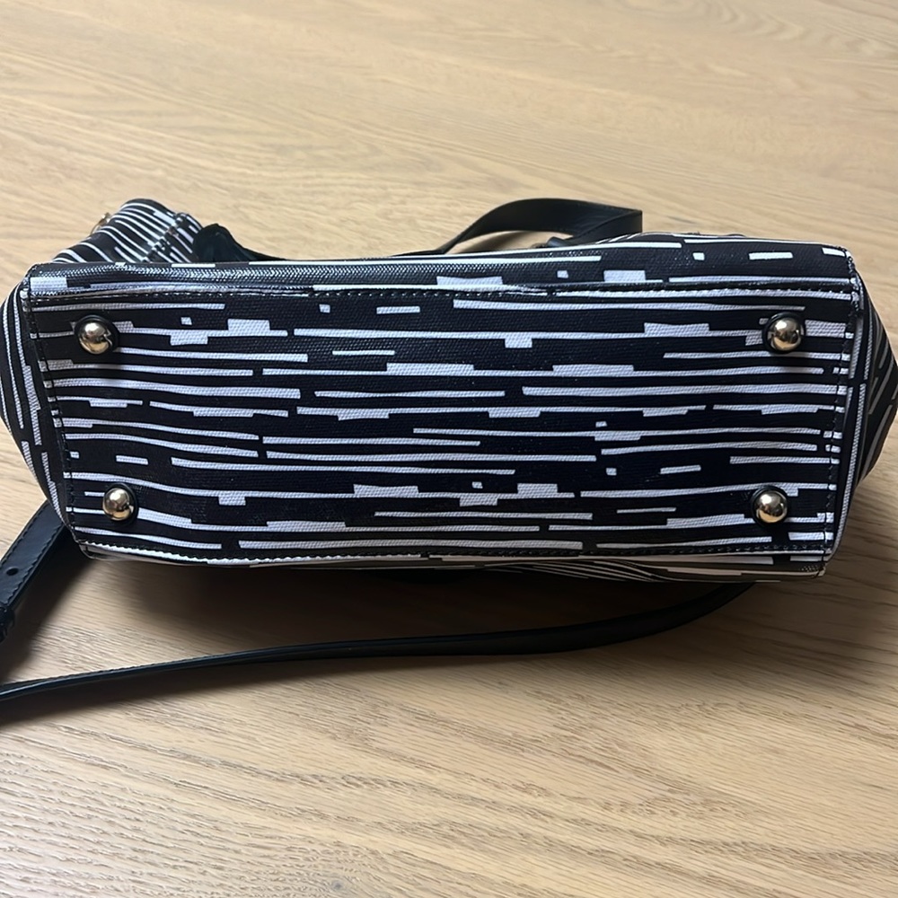 The Sak Black and White Purse - Picture 4 of 4